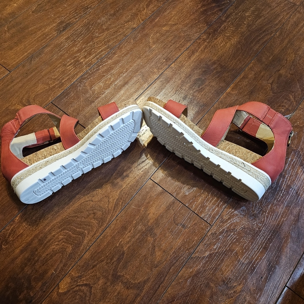 Adrienne Vittadini Capers Wedge Sandal, Pink, Size 9.5 - Picture 6 of 6